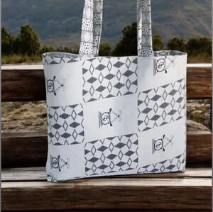 Yeirdesign beautiful totebag